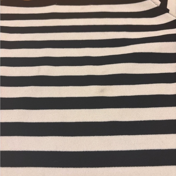 Zara Knit Off Shoulder Top 77302 Black & White Stripes - Picture 7 of 7